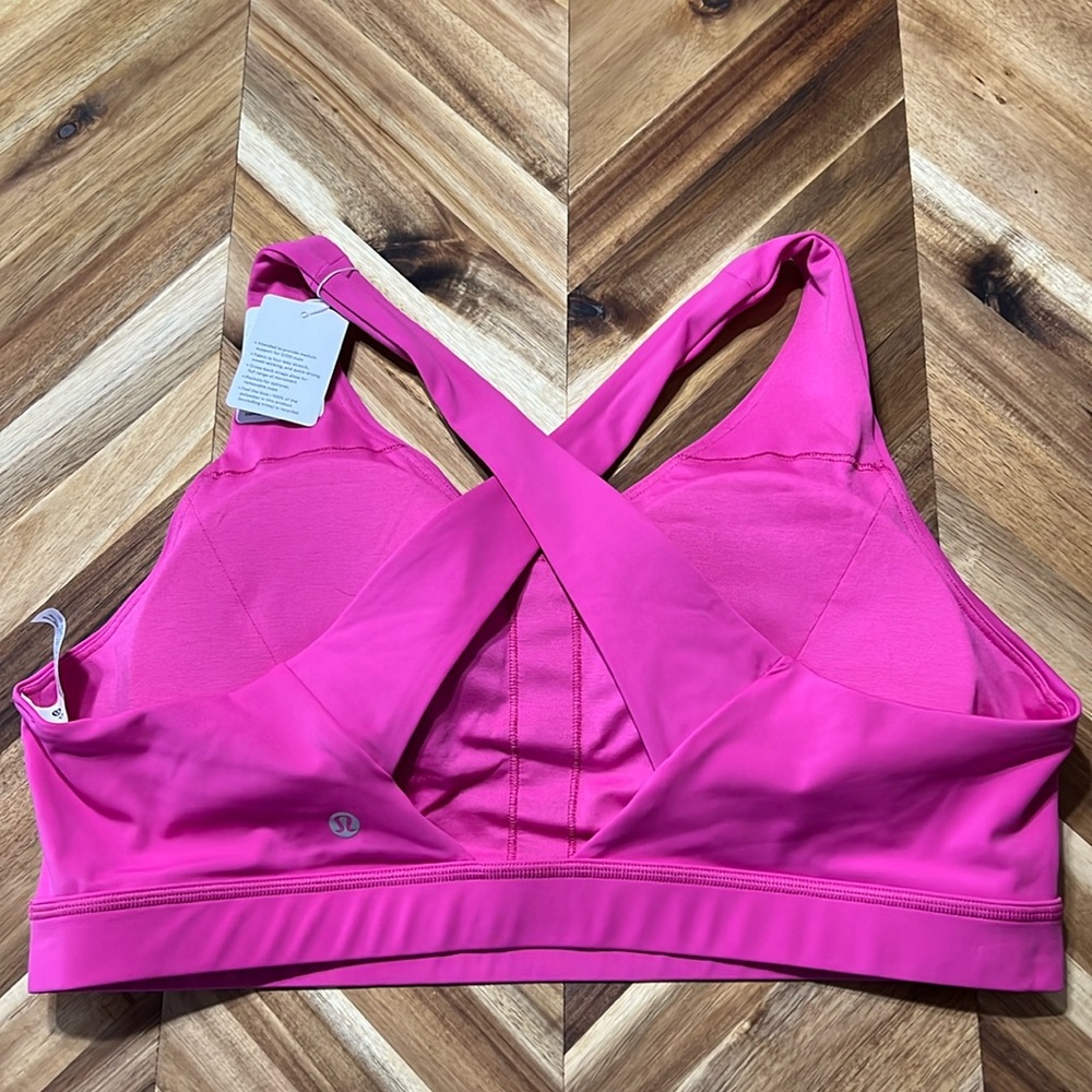NWT Lululemon Envital Bra 14 Sonic Pink
